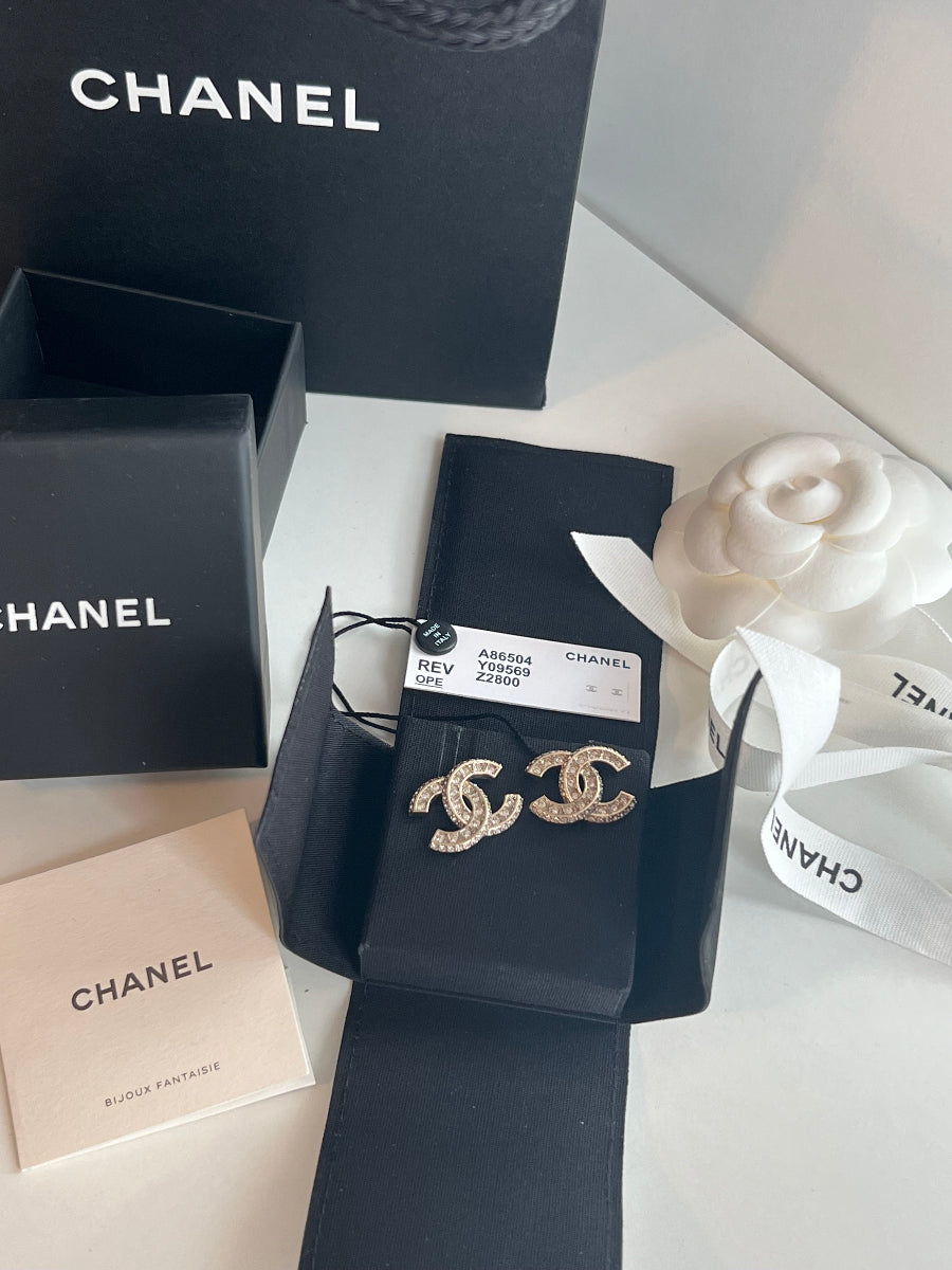Authentic Chanel Strass Crystal Gold CC Logo Stud Earrings 2025 New