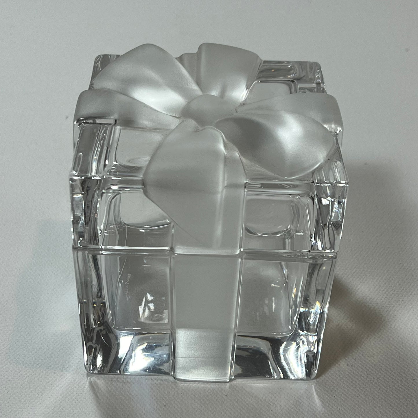 Tiffany & Co. Crystal Present Trinket Box