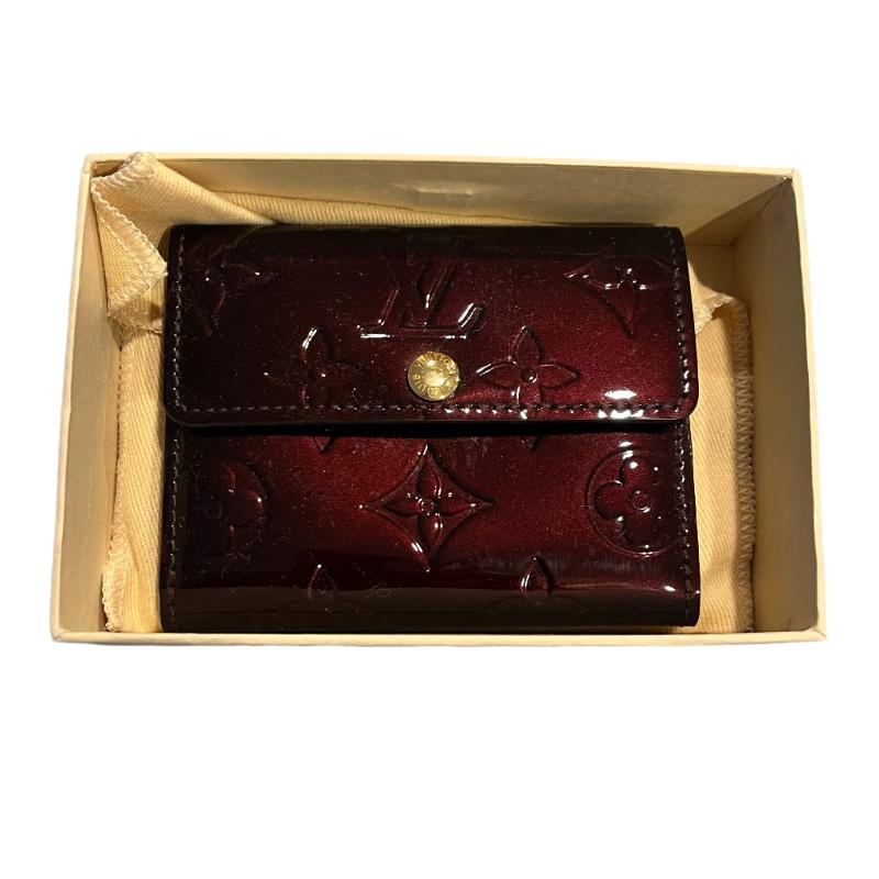 Louis Vuitton Monogram Amarante Vernis Compact Wallet